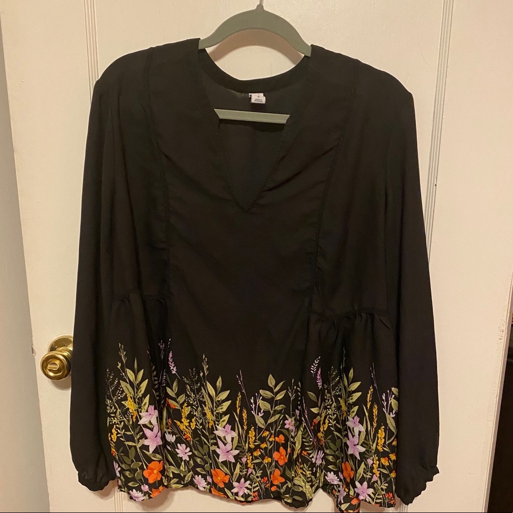 Adorable Old Navy Blouse